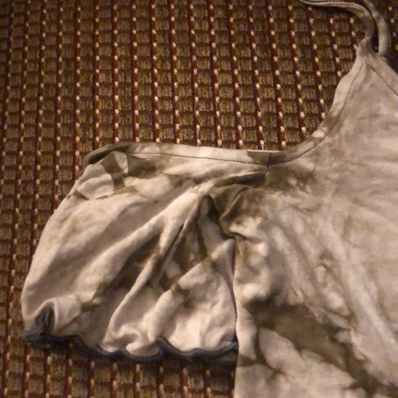 American Eagle Soft and Sexy Blouse - Picture 3 of 5